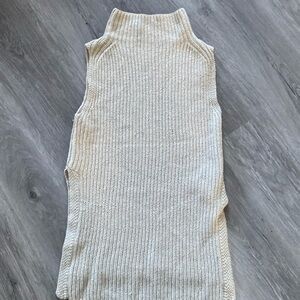 Aritzia Cream Sleeveless Knit Top